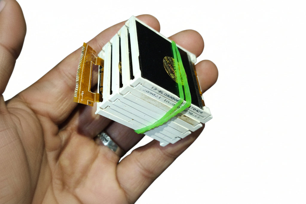 Samsung Guru 1200 LCD Display